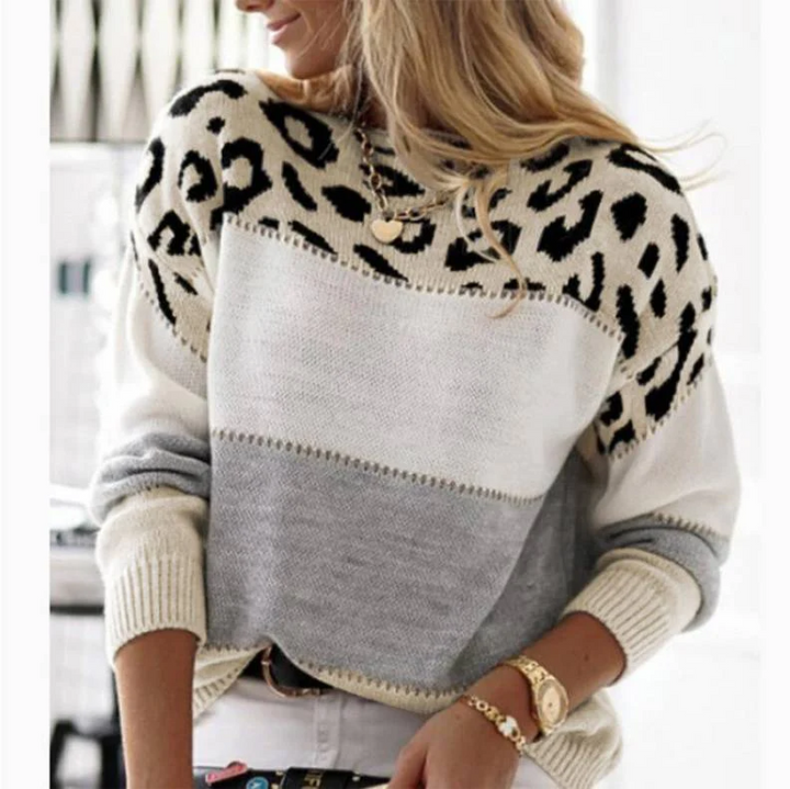 Cheyenne - Casual Sweater with Leopard Design